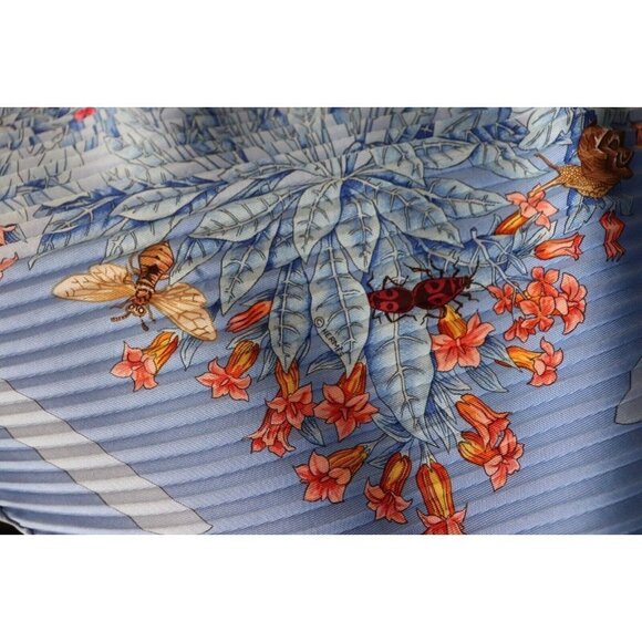 Hermes Antoine de Jacquelot Light Blue La Prairie Scarf Plisse Pleated Silk '94 - Picture 3 of 10
